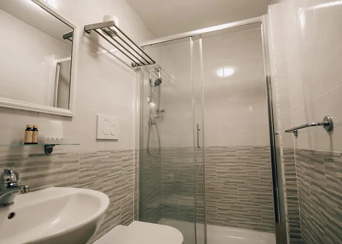 בית הארחה Mirabilia House 4*