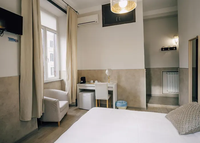 Mirabilia House 4*